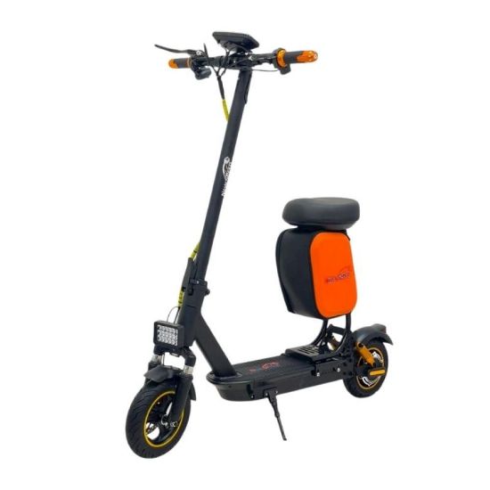 صورة سكوتر كهربائي وقوف